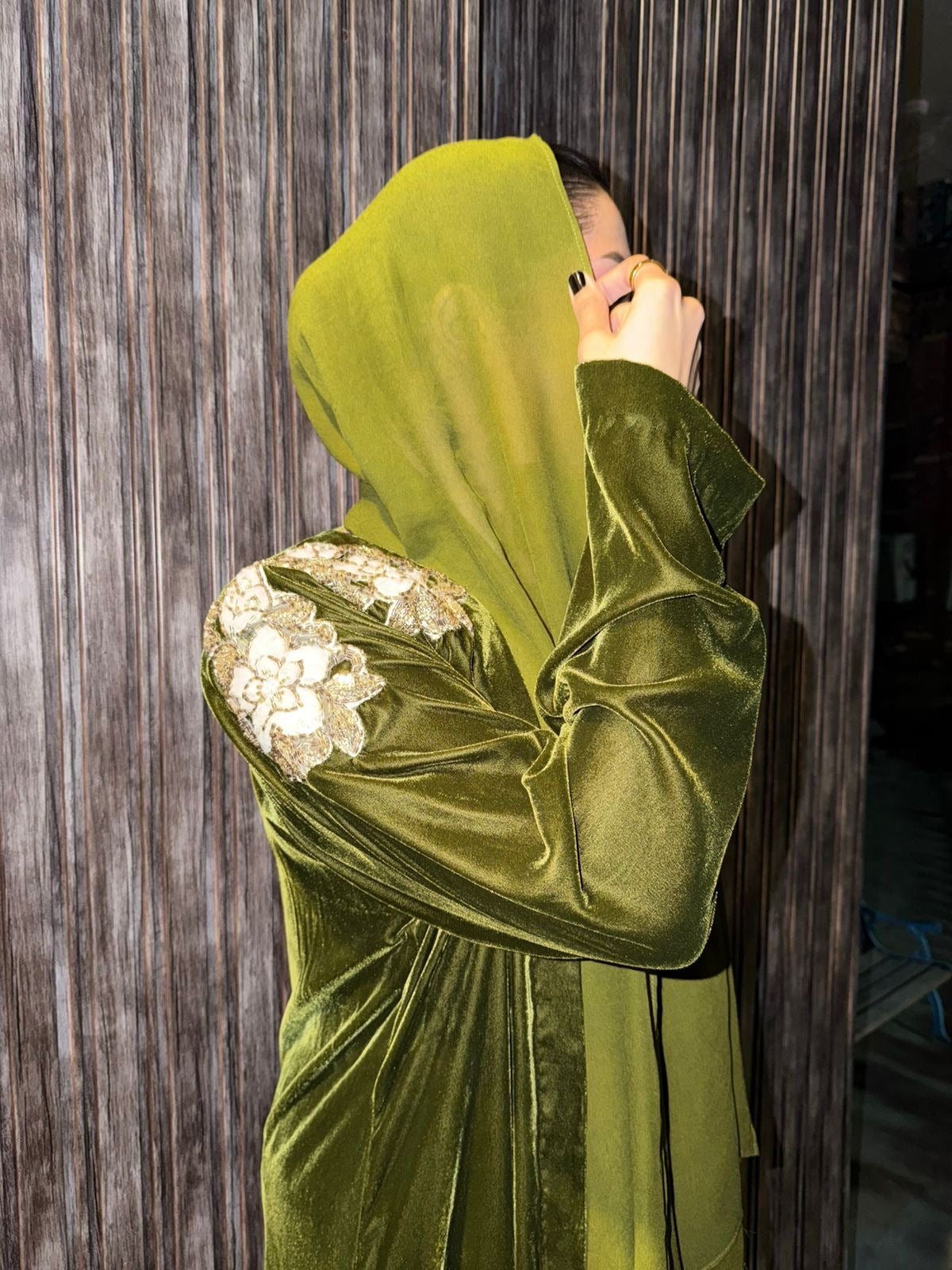 Zaitoon Velvet
